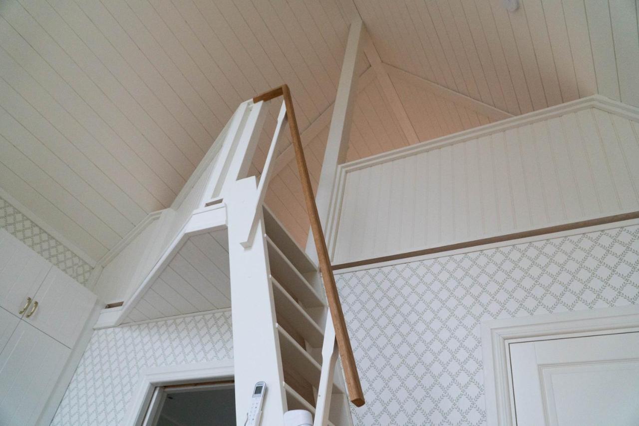 Anfasteroed Gardsvik - Badstugor Med Loft Ljungskile Exterior photo